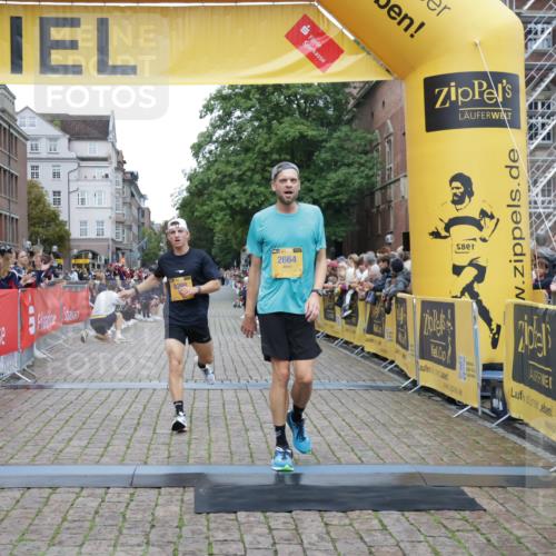13.09.2026 - Kiel Lauf Yannick Fuchs http://msf.ph/oto/10487221 13.09.2026 10:24:52 Ziel 2158, 7069, 7233, 8656, 11798, 2501, 4199, 7457, 9298, 11647, 6174, 2664, 7195, 9298 meine-sportfotos.de