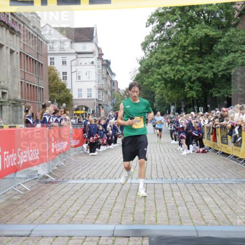 13.09.2026 - Kiel Lauf Yannick Fuchs http://msf.ph/oto/10487249 13.09.2026 10:25:16 Ziel 4858, 2158, 2501, 6174, 7069, 7233, 8656, 11798, 6958, 7377, 8566, 10095, 2501 meine-sportfotos.de