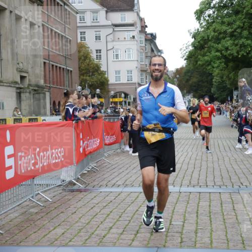 13.09.2026 - Kiel Lauf Yannick Fuchs http://msf.ph/oto/10487259 13.09.2026 10:25:28 Ziel 6958, 8566, 10095, 4858, 6174, 7069, 7233, 8656, 1625, 2084, 2107, 6585, 7377, 8643, 2158, 7069, 7233, 11798 meine-sportfotos.de
