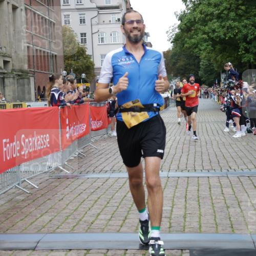 13.09.2026 - Kiel Lauf Yannick Fuchs http://msf.ph/oto/10487262 13.09.2026 10:25:28 Ziel 6958, 8566, 10095, 4858, 6174, 7069, 7233, 8656, 1625, 2084, 2107, 6585, 7377, 8643, 2158, 7069, 7233, 11798 meine-sportfotos.de