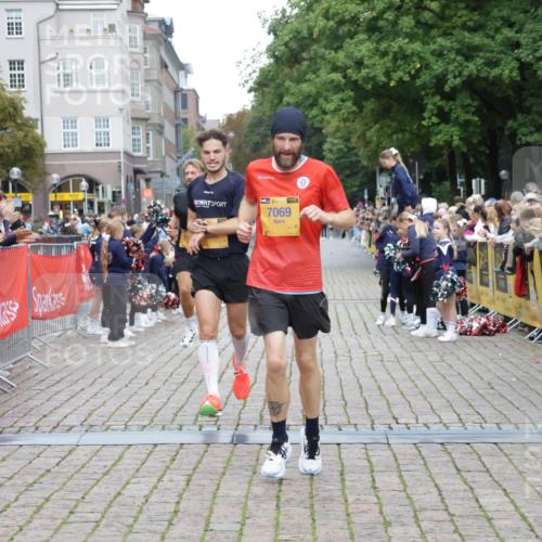 13.09.2026 - Kiel Lauf Yannick Fuchs http://msf.ph/oto/10487265 13.09.2026 10:25:31 Ziel 6958, 7377, 8566, 10095, 4858, 6174, 7069, 8656, 1625, 2084, 2107, 6585, 8643, 6174, 7069, 7233, 8656, 11798 meine-sportfotos.de