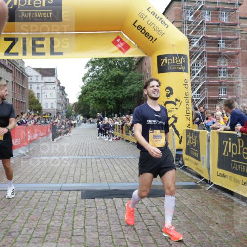 13.09.2026 - Kiel Lauf Yannick Fuchs http://msf.ph/oto/10487272 13.09.2026 10:25:35 Ziel 2107, 6585, 6958, 7377, 8566, 10095, 4858, 1625, 2084, 4463, 8643, 6174, 7069, 7233, 8656 meine-sportfotos.de
