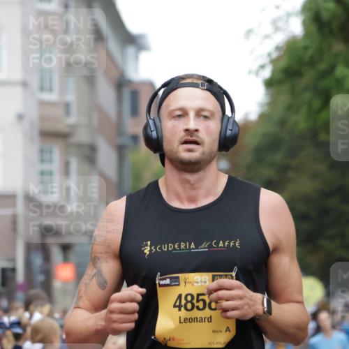 13.09.2026 - Kiel Lauf Yannick Fuchs http://msf.ph/oto/10487285 13.09.2026 10:25:52 Ziel 1625, 4463, 8643, 9077, 2084, 2107, 4858, 6585, 6958, 7377, 8566, 10095, 4167, 5001, 7595, 10850, 11169, 11348, 4858 meine-sportfotos.de