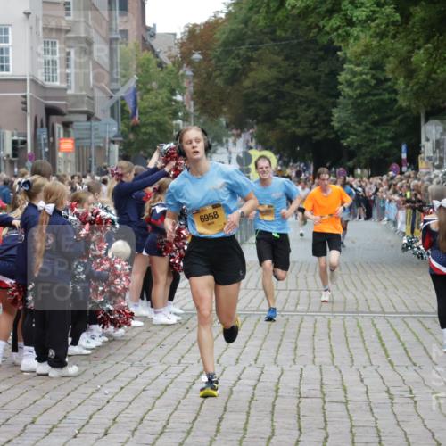 13.09.2026 - Kiel Lauf Yannick Fuchs http://msf.ph/oto/10487289 13.09.2026 10:25:58 Ziel 4167, 4463, 9077, 10850, 1625, 2084, 2107, 6585, 6958, 7377, 8566, 8643, 10095, 5001, 7294, 7595, 11169, 11348, 4858, 6958 meine-sportfotos.de