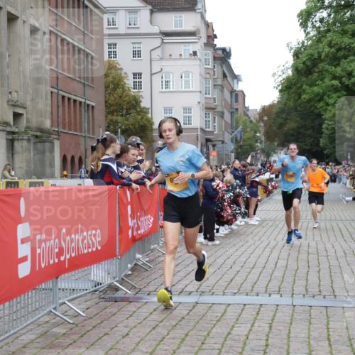 13.09.2026 - Kiel Lauf Yannick Fuchs http://msf.ph/oto/10487292 13.09.2026 10:26:00 Ziel 4167, 4463, 7595, 9077, 10850, 1625, 2084, 2107, 6585, 6958, 7377, 8566, 8643, 10095, 5001, 7294, 11169, 11348, 6958, 10095 meine-sportfotos.de