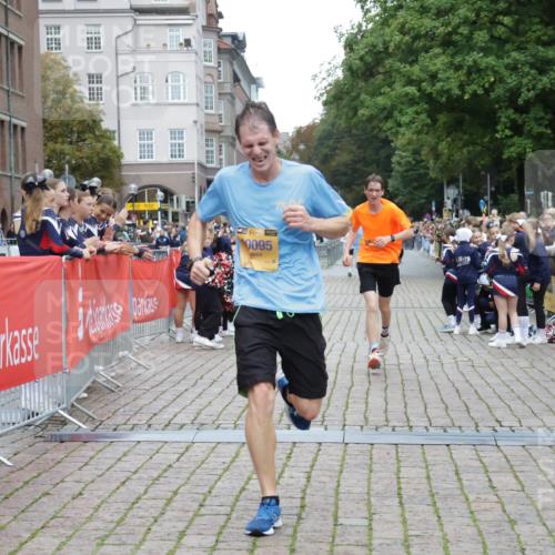 13.09.2026 - Kiel Lauf Yannick Fuchs http://msf.ph/oto/10487294 13.09.2026 10:26:03 Ziel 4167, 5001, 7595, 9077, 10850, 1625, 2084, 2107, 4463, 6585, 7377, 8566, 8643, 10095, 7294, 10964, 11169, 11348, 6958, 8566, 10095 meine-sportfotos.de