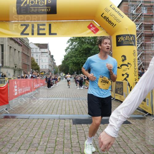 13.09.2026 - Kiel Lauf Yannick Fuchs http://msf.ph/oto/10487311 13.09.2026 10:26:18 Ziel 7294, 10964, 11169, 11348, 1625, 4167, 4463, 5001, 7595, 8643, 9077, 10850, 2244, 4278, 10034, 2084, 2107, 6585, 7377, 8643 meine-sportfotos.de