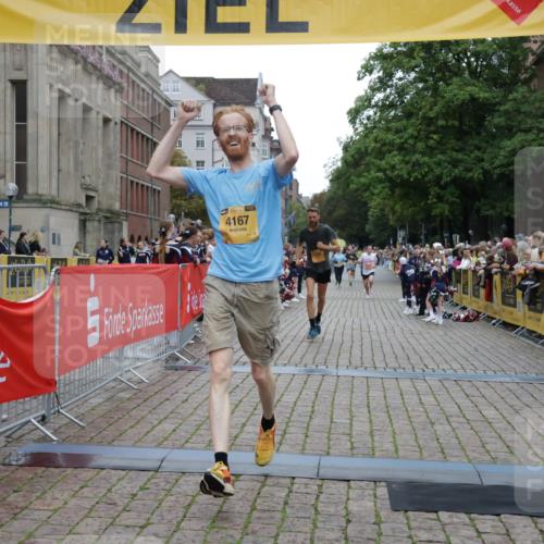 13.09.2026 - Kiel Lauf Yannick Fuchs http://msf.ph/oto/10487338 13.09.2026 10:26:37 Ziel 1102, 2244, 4278, 5001, 7294, 7595, 10034, 10964, 11169, 11348, 1717, 3945, 5484, 6509, 12421, 4167, 7595, 9077, 10850 meine-sportfotos.de