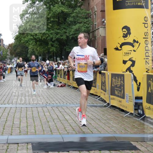 13.09.2026 - Kiel Lauf Yannick Fuchs http://msf.ph/oto/10487344 13.09.2026 10:26:42 Ziel 1102, 2244, 4278, 5001, 7294, 10034, 10964, 11169, 11348, 601, 1717, 3945, 5484, 6509, 9105, 12421, 12738, 4167, 5001, 7595, 11169 meine-sportfotos.de