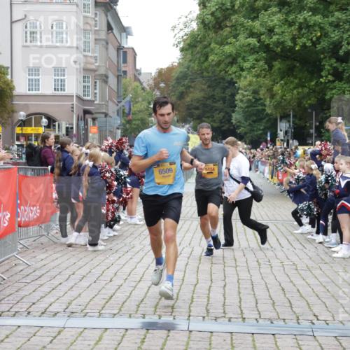 13.09.2026 - Kiel Lauf Yannick Fuchs http://msf.ph/oto/10487382 13.09.2026 10:27:30 Ziel 1189, 1498, 4564, 6156, 8846, 9835, 10784, 601, 1773, 1800, 5484, 6509, 8846, 9089, 9105, 10435, 12699, 12738, 531, 5080, 5513, 8276, 8919, 1717, 3945, 5484, 6509, 12421 meine-sportfotos.de