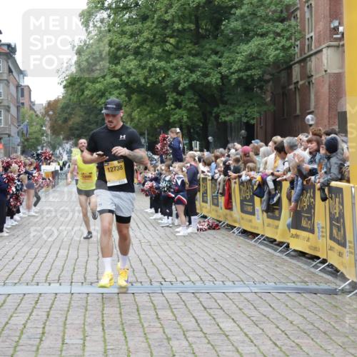 13.09.2026 - Kiel Lauf Yannick Fuchs http://msf.ph/oto/10487389 13.09.2026 10:27:36 Ziel 531, 1498, 4564, 5080, 6156, 8276, 9835, 601, 1189, 1773, 1800, 8846, 9089, 10435, 10784, 12699, 12738, 5513, 6621, 8919, 10520, 11062, 601, 5484, 6509, 9105, 12699, 12738 meine-sportfotos.de