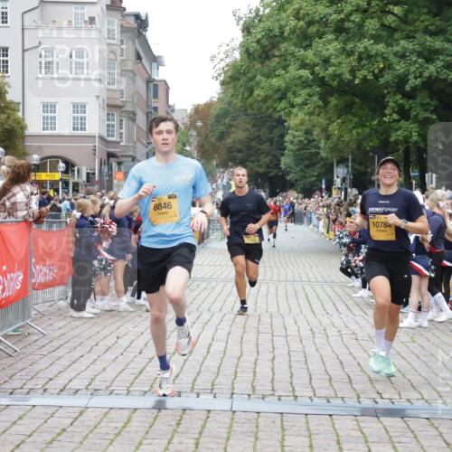 13.09.2026 - Kiel Lauf Yannick Fuchs http://msf.ph/oto/10487422 13.09.2026 10:27:54 Ziel 5513, 6621, 8919, 10520, 11062, 531, 1189, 1498, 4564, 5080, 6156, 8276, 8846, 9835, 10784, 754, 2181, 2226, 2303, 2814, 3199, 4814, 5124, 10468, 10906, 11744, 1189, 8846, 9089, 10435, 10784 meine-sportfotos.de
