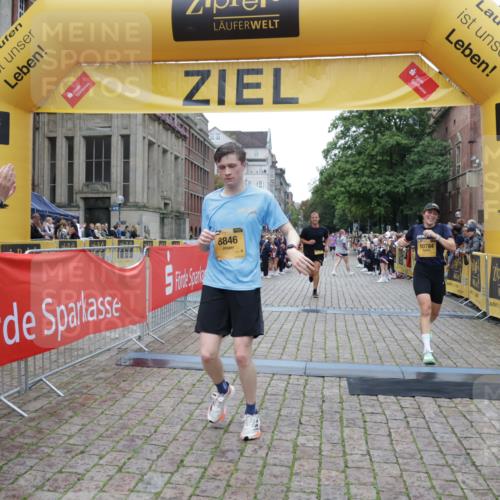 13.09.2026 - Kiel Lauf Yannick Fuchs http://msf.ph/oto/10487426 13.09.2026 10:27:56 Ziel 5124, 5513, 6621, 8919, 10520, 11062, 531, 1189, 1498, 4564, 5080, 6156, 8276, 9835, 10784, 754, 2181, 2226, 2303, 2814, 3199, 3518, 4814, 10468, 10906, 11744, 12745, 1189, 8846, 9089, 10435, 10784 meine-sportfotos.de