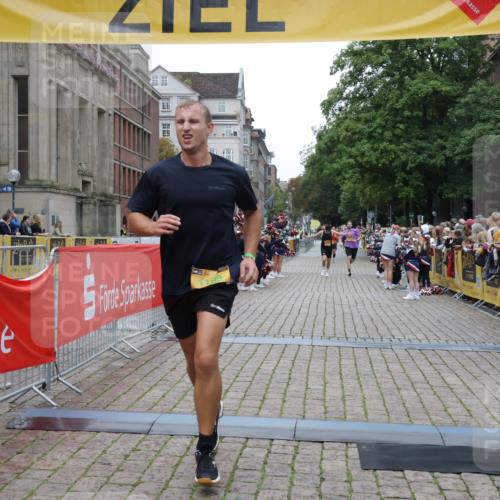 13.09.2026 - Kiel Lauf Yannick Fuchs http://msf.ph/oto/10487431 13.09.2026 10:27:58 Ziel 2226, 2303, 3199, 5124, 5513, 6621, 8919, 10520, 11062, 531, 1498, 4564, 5080, 5513, 6156, 8276, 9835, 754, 2181, 2814, 3518, 4814, 10468, 10906, 11744, 12745, 1189, 8846, 10435, 10784 meine-sportfotos.de