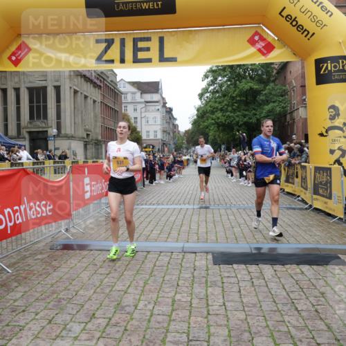 13.09.2026 - Kiel Lauf Yannick Fuchs http://msf.ph/oto/10487446 13.09.2026 10:28:15 Ziel 754, 2181, 2814, 3518, 4814, 10468, 10906, 11744, 12745, 2226, 2303, 3199, 5080, 5124, 5513, 6621, 8276, 8919, 10520, 11062, 11744, 571, 2072, 2606, 3825, 6421, 6673, 7484, 8426, 10260, 11789, 531, 5080, 8276, 9835 meine-sportfotos.de