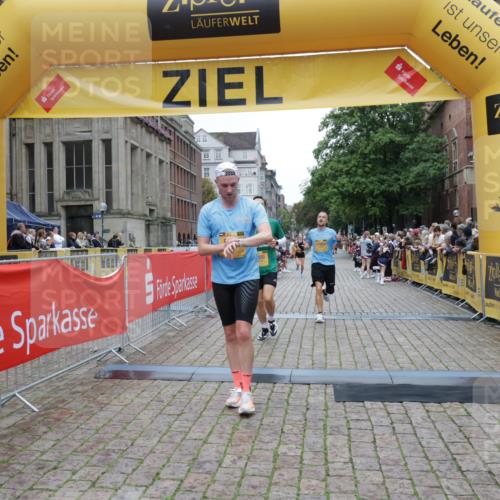 13.09.2026 - Kiel Lauf Yannick Fuchs http://msf.ph/oto/10487465 13.09.2026 10:28:25 Ziel 2072, 3518, 6421, 7484, 10260, 12745, 754, 2181, 2226, 2303, 2814, 3199, 4814, 5124, 6621, 8919, 10468, 10520, 10906, 11062, 11744, 571, 760, 1558, 2606, 3825, 4356, 6673, 8426, 9704, 11701, 11789, 12308, 5513, 8919, 11062 meine-sportfotos.de