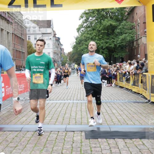 13.09.2026 - Kiel Lauf Yannick Fuchs http://msf.ph/oto/10487467 13.09.2026 10:28:26 Ziel 2072, 3518, 3825, 6421, 6673, 7484, 10260, 12745, 754, 2181, 2226, 2303, 2814, 3199, 3518, 4814, 5124, 6621, 10468, 10520, 10906, 11062, 11744, 12745, 571, 760, 1558, 2606, 4356, 7361, 8426, 9704, 11701, 11789, 12308, 5513, 6621, 8919, 10520, 11062 meine-sportfotos.de
