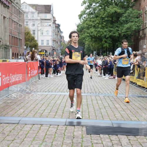 13.09.2026 - Kiel Lauf Yannick Fuchs http://msf.ph/oto/10487498 13.09.2026 10:28:41 Ziel 571, 760, 1558, 2606, 3825, 4356, 6673, 7361, 8426, 9704, 11701, 11789, 12308, 754, 2072, 2181, 2814, 3518, 3825, 4814, 6421, 6673, 7484, 10260, 10468, 10906, 12745, 369, 2673, 3756, 3951, 4054, 4410, 5213, 7096, 8581, 10163, 10539, 10547, 11278, 11786, 754, 2226, 2303, 2814, 3199, 4814, 5124, 10906, 11744 meine-sportfotos.de