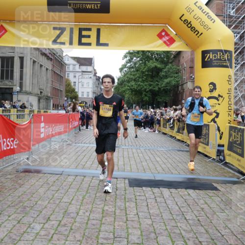13.09.2026 - Kiel Lauf Yannick Fuchs http://msf.ph/oto/10487500 13.09.2026 10:28:42 Ziel 369, 571, 760, 1558, 2606, 3756, 4356, 7096, 7361, 8426, 9704, 11701, 11789, 12308, 754, 2072, 2181, 2814, 3518, 3825, 4814, 6421, 6673, 7484, 10260, 10468, 12745, 2673, 3951, 4054, 4410, 5213, 8581, 10163, 10539, 10547, 11278, 11786, 754, 2226, 2303, 2814, 3199, 4814, 5124, 10906, 11744 meine-sportfotos.de
