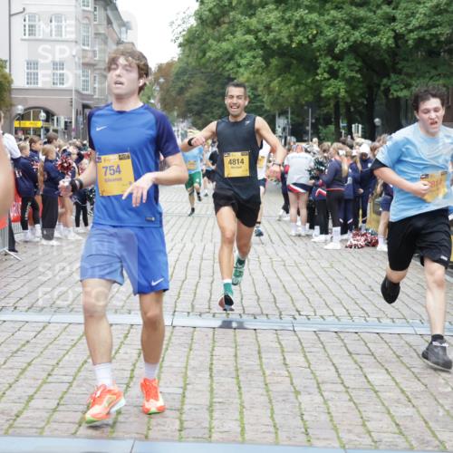 13.09.2026 - Kiel Lauf Yannick Fuchs http://msf.ph/oto/10487503 13.09.2026 10:28:43 Ziel 369, 571, 760, 1558, 2606, 3756, 4356, 7096, 7361, 8426, 9704, 11701, 11789, 12308, 754, 2072, 2181, 2606, 2814, 3518, 3825, 4814, 6421, 6673, 7484, 10260, 10468, 12745, 1514, 2152, 2673, 3951, 4054, 4410, 5213, 7426, 8581, 10163, 10539, 10547, 11278, 11786, 754, 2181, 2226, 2303, 2814, 3199, 4814, 10906, 11744 meine-sportfotos.de