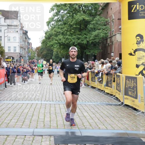 13.09.2026 - Kiel Lauf Yannick Fuchs http://msf.ph/oto/10487536 13.09.2026 10:29:00 Ziel 1514, 2152, 2673, 3370, 3951, 4410, 5213, 7426, 8581, 10163, 10539, 10547, 11278, 11786, 369, 571, 760, 1558, 2072, 2606, 3756, 3825, 4054, 4356, 6421, 6673, 7096, 7361, 8426, 9704, 11701, 11789, 12308, 296, 494, 1716, 1828, 1891, 3926, 4190, 4470, 5584, 8072, 10358, 10630, 11855, 12125, 7484, 10260 meine-sportfotos.de