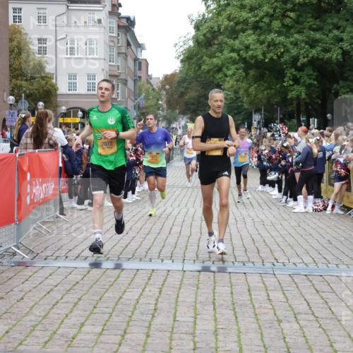 13.09.2026 - Kiel Lauf Yannick Fuchs http://msf.ph/oto/10487542 13.09.2026 10:29:03 Ziel 1514, 1716, 2152, 2673, 3370, 3951, 4190, 4410, 4470, 5213, 7426, 8581, 10163, 10539, 10547, 11278, 12125, 369, 571, 760, 1558, 2072, 2606, 3756, 3825, 4054, 4356, 6421, 6673, 7096, 7361, 8426, 9704, 11701, 11786, 11789, 12308, 296, 408, 494, 1828, 1891, 3926, 4744, 5584, 8072, 10358, 10630, 11855, 12332, 2072, 3825, 6421, 6673, 7484, 10260 meine-sportfotos.de