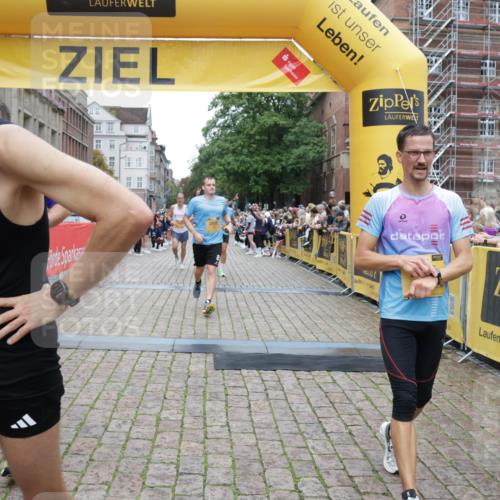 13.09.2026 - Kiel Lauf Yannick Fuchs http://msf.ph/oto/10487553 13.09.2026 10:29:08 Ziel 494, 1514, 1716, 1891, 2152, 3370, 3926, 3951, 4190, 4410, 4470, 5584, 7426, 8072, 10163, 10539, 10547, 11855, 12125, 369, 571, 760, 1558, 2606, 2673, 3756, 4054, 4356, 5213, 7096, 7361, 8426, 8581, 9704, 11278, 11701, 11786, 11789, 12308, 296, 408, 1828, 4744, 5143, 9984, 10233, 10358, 10630, 11222, 11462, 11594, 12332, 571, 1558, 2072, 2606, 3825, 6421, 6673, 8426, 11789 meine-sportfotos.de