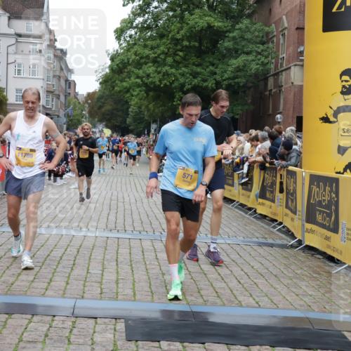 13.09.2026 - Kiel Lauf Yannick Fuchs http://msf.ph/oto/10487557 13.09.2026 10:29:11 Ziel 296, 494, 1514, 1716, 1891, 2152, 3370, 3926, 4190, 4470, 5584, 7426, 8072, 10163, 10539, 10547, 11855, 12125, 369, 760, 1558, 2673, 3756, 3951, 4054, 4356, 4410, 5213, 7096, 7361, 8581, 9704, 10163, 10539, 10547, 11278, 11701, 11786, 12308, 408, 1828, 4744, 5143, 9984, 10233, 10358, 10630, 11222, 11462, 11594, 12332, 571, 1558, 2072, 2606, 3825, 4356, 6421, 6673, 8426, 11789 meine-sportfotos.de
