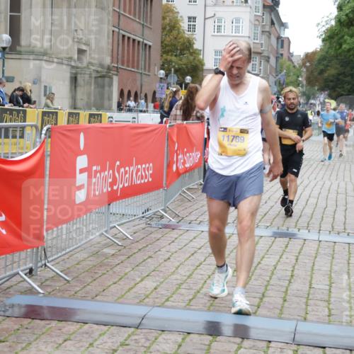 13.09.2026 - Kiel Lauf Yannick Fuchs http://msf.ph/oto/10487560 13.09.2026 10:29:12 Ziel 296, 494, 1514, 1716, 1891, 2152, 3370, 3926, 4190, 4470, 5584, 7426, 8072, 11855, 12125, 369, 760, 2673, 3756, 3951, 4054, 4356, 4410, 5213, 7096, 7361, 8581, 9704, 10163, 10539, 10547, 11278, 11701, 11786, 12308, 408, 878, 1828, 4744, 5143, 9984, 10233, 10358, 10630, 11222, 11462, 11594, 12332, 571, 1558, 2606, 3825, 4356, 6673, 8426, 11789 meine-sportfotos.de