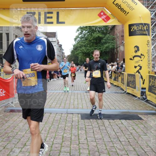 13.09.2026 - Kiel Lauf Yannick Fuchs http://msf.ph/oto/10487576 13.09.2026 10:29:21 Ziel 296, 408, 494, 1828, 1891, 3926, 4744, 5143, 5584, 9984, 10358, 10630, 11222, 11462, 11594, 11855, 12332, 369, 1514, 1716, 2152, 2673, 3370, 3756, 3926, 3951, 4054, 4190, 4410, 4470, 5213, 7096, 7361, 7426, 8072, 8581, 10163, 10539, 10547, 11278, 11786, 12125, 259, 878, 3177, 4336, 6126, 10233, 10624, 12093, 12119, 12675, 369, 760, 3756, 4054, 4356, 7096, 7361, 9704, 11701, 12308 meine-sportfotos.de