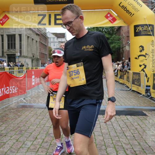 13.09.2026 - Kiel Lauf Yannick Fuchs http://msf.ph/oto/10487588 13.09.2026 10:29:25 Ziel 408, 1828, 4744, 5143, 9984, 10233, 10358, 10630, 11222, 11462, 11594, 12332, 296, 494, 1514, 1716, 1891, 2152, 2673, 3370, 3926, 3951, 4190, 4410, 4470, 5213, 5584, 7426, 8072, 8581, 10163, 10539, 10547, 11278, 11786, 11855, 12125, 259, 878, 3177, 4336, 6126, 6169, 10624, 12093, 12119, 12290, 12591, 12675, 369, 3756, 4054, 7096, 7361, 9704, 11786, 12308 meine-sportfotos.de