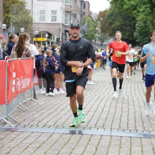 13.09.2026 - Kiel Lauf Yannick Fuchs http://msf.ph/oto/10487599 13.09.2026 10:29:29 Ziel 408, 878, 3177, 4336, 4744, 5143, 9984, 10233, 10630, 11222, 11462, 11594, 12093, 12332, 296, 494, 1514, 1716, 1828, 1891, 2152, 2673, 3370, 3926, 3951, 4190, 4410, 4470, 5213, 5584, 7426, 8072, 8581, 10163, 10358, 10539, 10547, 10630, 11278, 11855, 12125, 259, 5624, 6126, 6169, 8140, 10624, 12119, 12290, 12591, 12675, 369, 2673, 3756, 4054, 5213, 7096, 8581, 11278, 11786 meine-sportfotos.de