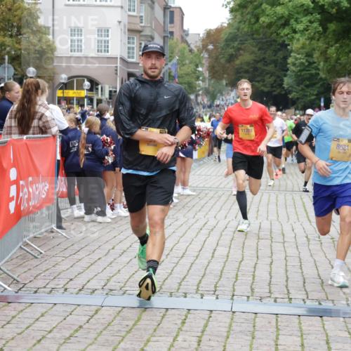 13.09.2026 - Kiel Lauf Yannick Fuchs http://msf.ph/oto/10487600 13.09.2026 10:29:29 Ziel 408, 878, 3177, 4336, 4744, 5143, 9984, 10233, 10630, 11222, 11462, 11594, 12093, 12332, 296, 494, 1514, 1716, 1828, 1891, 2152, 2673, 3370, 3926, 3951, 4190, 4410, 4470, 5213, 5584, 7426, 8072, 8581, 10163, 10358, 10539, 10547, 10630, 11278, 11855, 12125, 259, 5624, 6126, 6169, 8140, 10624, 12119, 12290, 12591, 12675, 369, 2673, 3756, 4054, 5213, 7096, 8581, 11278, 11786 meine-sportfotos.de