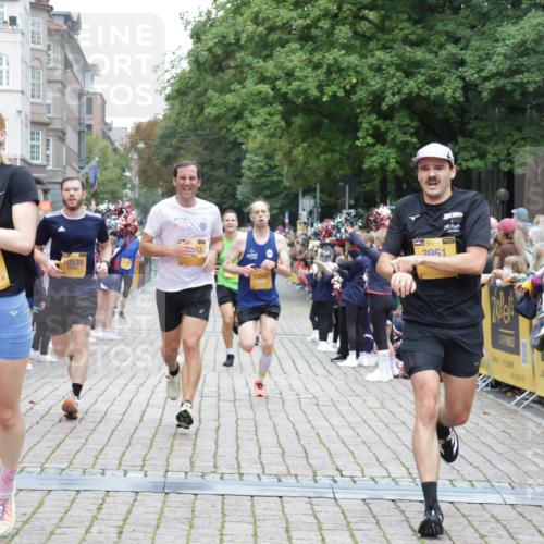 13.09.2026 - Kiel Lauf Yannick Fuchs http://msf.ph/oto/10487617 13.09.2026 10:29:34 Ziel 259, 878, 3177, 4336, 5143, 9984, 10233, 10624, 11222, 11462, 11594, 12093, 12675, 296, 408, 494, 1514, 1716, 1828, 1891, 2152, 3370, 3926, 3951, 4190, 4410, 4470, 4744, 5584, 7426, 8072, 10163, 10358, 10539, 10547, 10630, 11855, 12125, 12332, 5624, 6126, 6169, 8140, 10476, 12119, 12290, 12591, 2673, 3951, 4410, 5213, 8581, 10163, 10539, 10547, 11278 meine-sportfotos.de