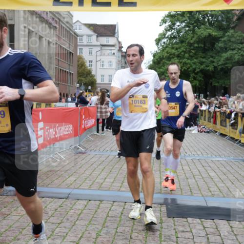 13.09.2026 - Kiel Lauf Yannick Fuchs http://msf.ph/oto/10487631 13.09.2026 10:29:37 Ziel 259, 878, 3177, 4336, 6126, 10233, 10624, 12093, 12119, 12290, 12675, 296, 408, 494, 1514, 1716, 1828, 1891, 2152, 3370, 3926, 4190, 4470, 4744, 5143, 5584, 7426, 8072, 9984, 10233, 10358, 10630, 11222, 11462, 11594, 11855, 12125, 12332, 5624, 6169, 8140, 10476, 12591, 12737, 1514, 2152, 3370, 3951, 4410, 5213, 7426, 8581, 10163, 10539, 10547, 11278 meine-sportfotos.de
