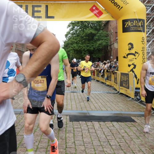 13.09.2026 - Kiel Lauf Yannick Fuchs http://msf.ph/oto/10487639 13.09.2026 10:29:40 Ziel 259, 878, 3177, 4336, 6126, 6169, 10624, 12093, 12119, 12290, 12591, 12675, 296, 408, 494, 1716, 1828, 1891, 3370, 3926, 4190, 4470, 4744, 5143, 5584, 8072, 9984, 10233, 10358, 10630, 11222, 11462, 11594, 11855, 12125, 12332, 5624, 5864, 8140, 9584, 10476, 12737, 1514, 1716, 2152, 3370, 3951, 4190, 4410, 4470, 7426, 10163, 10539, 10547, 12125 meine-sportfotos.de
