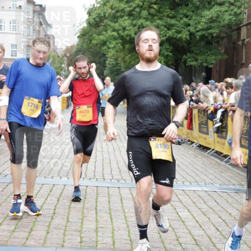 13.09.2026 - Kiel Lauf Yannick Fuchs http://msf.ph/oto/10487647 13.09.2026 10:29:43 Ziel 259, 3177, 4336, 5624, 6126, 6169, 10624, 12093, 12119, 12290, 12591, 12675, 296, 408, 494, 878, 1828, 1891, 3926, 4336, 4470, 4744, 5143, 5584, 8072, 9984, 10233, 10358, 10630, 11222, 11462, 11594, 11855, 12093, 12332, 3826, 5864, 8140, 9584, 10476, 12737, 1514, 1716, 2152, 3370, 3926, 4190, 4470, 7426, 8072, 10163, 10539, 10547, 12125 meine-sportfotos.de