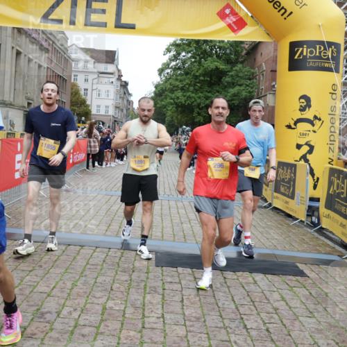 13.09.2026 - Kiel Lauf Yannick Fuchs http://msf.ph/oto/10487674 13.09.2026 10:29:50 Ziel 5624, 6126, 6169, 8140, 10476, 12119, 12290, 12591, 259, 408, 878, 1828, 3177, 4336, 4744, 5143, 9984, 10233, 10358, 10624, 10630, 11222, 11462, 11594, 12093, 12332, 12675, 563, 3826, 5082, 5575, 5864, 7152, 8582, 9584, 12737, 296, 494, 1828, 1891, 3926, 4470, 5584, 8072, 10358, 11855 meine-sportfotos.de