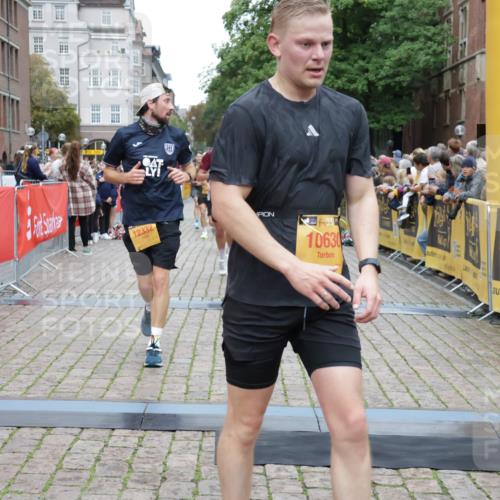 13.09.2026 - Kiel Lauf Yannick Fuchs http://msf.ph/oto/10487684 13.09.2026 10:29:57 Ziel 5864, 8140, 9584, 10476, 12737, 259, 408, 878, 3177, 4336, 4744, 5143, 5624, 6126, 6169, 9984, 10233, 10624, 11222, 11462, 11594, 12093, 12119, 12290, 12591, 12675, 556, 563, 3826, 4837, 5082, 5575, 7152, 7691, 7818, 8582, 9644, 9669, 10019, 408, 1828, 4744, 5143, 10358, 10630, 11594, 12332 meine-sportfotos.de