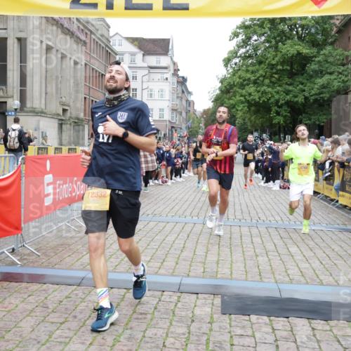 13.09.2026 - Kiel Lauf Yannick Fuchs http://msf.ph/oto/10487688 13.09.2026 10:29:58 Ziel 3826, 5864, 8140, 9584, 10476, 12737, 259, 408, 878, 3177, 4336, 4744, 5143, 5624, 6126, 6169, 9984, 10233, 10624, 11222, 11462, 11594, 12093, 12119, 12290, 12591, 12675, 556, 563, 4837, 5082, 5575, 7152, 7691, 7818, 8582, 9644, 9669, 10019, 408, 1828, 4744, 5143, 9984, 10358, 10630, 11222, 11462, 11594, 12332 meine-sportfotos.de