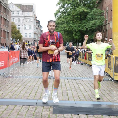 13.09.2026 - Kiel Lauf Yannick Fuchs http://msf.ph/oto/10487690 13.09.2026 10:29:59 Ziel 3826, 5864, 8140, 9584, 10476, 12737, 259, 878, 3177, 4336, 5143, 5624, 6126, 6169, 8140, 9984, 10233, 10624, 11222, 11462, 11594, 12093, 12119, 12290, 12591, 12675, 556, 563, 4471, 4477, 4837, 5082, 5575, 7152, 7691, 7818, 8582, 9644, 9669, 10019, 10129, 11781, 12491, 408, 1828, 4744, 5143, 9984, 10233, 10358, 10630, 11222, 11462, 11594, 12332 meine-sportfotos.de