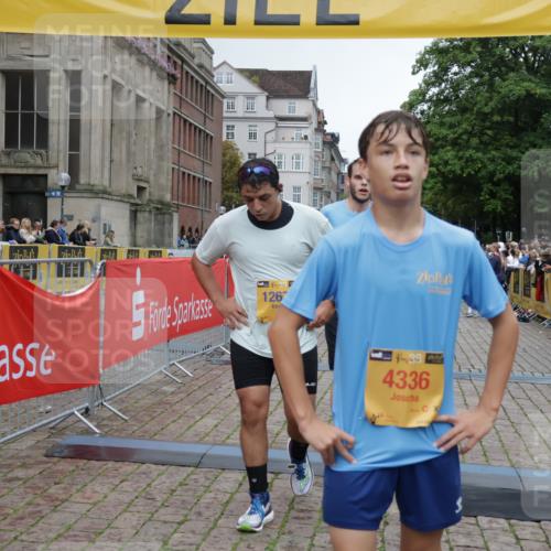 13.09.2026 - Kiel Lauf Yannick Fuchs http://msf.ph/oto/10487717 13.09.2026 10:30:14 Ziel 556, 563, 4471, 4477, 4837, 5082, 5575, 7152, 7691, 7818, 8582, 9644, 9669, 10019, 10129, 11781, 12491, 3826, 5624, 5864, 6126, 6169, 8140, 9584, 10476, 12119, 12290, 12591, 12737, 314, 629, 1203, 1454, 1734, 2149, 2379, 2441, 2756, 2762, 4438, 5384, 5967, 7703, 7844, 8122, 9060, 259, 878, 3177, 4336, 6126, 10624, 12093, 12119, 12290, 12675 meine-sportfotos.de