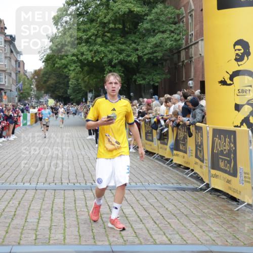13.09.2026 - Kiel Lauf Yannick Fuchs http://msf.ph/oto/10487732 13.09.2026 10:30:24 Ziel 556, 629, 1203, 1454, 1734, 2762, 4438, 4471, 4477, 4837, 5384, 5967, 7691, 7844, 8122, 9644, 9669, 10019, 10129, 11781, 12491, 563, 3826, 4837, 5082, 5575, 5864, 7152, 7691, 7818, 8140, 8582, 9584, 9644, 10476, 12737, 314, 457, 2149, 2379, 2441, 2756, 4287, 5592, 5745, 6291, 7703, 8862, 9060, 10368, 11237, 5624, 6169, 8140, 12290, 12591 meine-sportfotos.de
