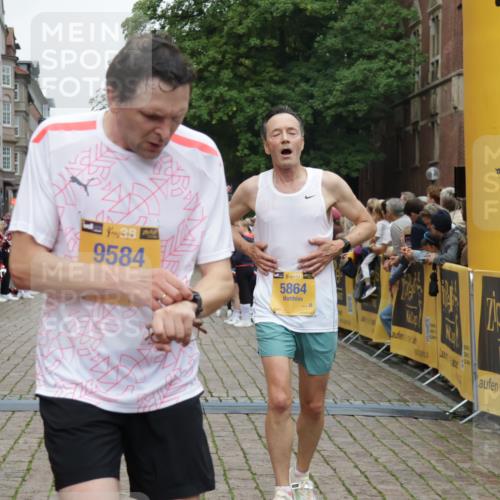 13.09.2026 - Kiel Lauf Yannick Fuchs http://msf.ph/oto/10487756 13.09.2026 10:30:35 Ziel 314, 457, 629, 1203, 1734, 2149, 2379, 2441, 2756, 4287, 5592, 5745, 5967, 7703, 7844, 8122, 9060, 10368, 11237, 556, 563, 1454, 2762, 3826, 4438, 4471, 4477, 4837, 5082, 5384, 5575, 7152, 7691, 7818, 8582, 9644, 9669, 10019, 10129, 11781, 12491, 1574, 1726, 5268, 6291, 8862, 9866, 9868, 10543, 12566, 3826, 5864, 9584, 10476, 12737 meine-sportfotos.de