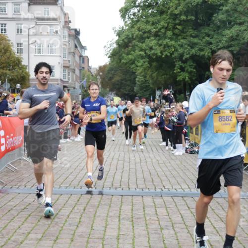 13.09.2026 - Kiel Lauf Yannick Fuchs http://msf.ph/oto/10487774 13.09.2026 10:30:44 Ziel 457, 2379, 2441, 4287, 5268, 5592, 5745, 6291, 8862, 9060, 9866, 9868, 10368, 11237, 12566, 314, 556, 563, 629, 1203, 1454, 1734, 2149, 2379, 2441, 2756, 2762, 4438, 4471, 4477, 4837, 5384, 5967, 7152, 7691, 7703, 7818, 7844, 8122, 9060, 9644, 9669, 10019, 10129, 11781, 12491, 419, 967, 1187, 1574, 1726, 3298, 4933, 6450, 9919, 10543, 11040, 11669, 563, 3826, 5082, 5575, 7152, 7818, 8582 meine-sportfotos.de