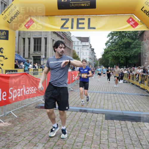 13.09.2026 - Kiel Lauf Yannick Fuchs http://msf.ph/oto/10487780 13.09.2026 10:30:46 Ziel 457, 1726, 5268, 5592, 5745, 6291, 8862, 9866, 9868, 10368, 11237, 12566, 314, 457, 556, 629, 1203, 1454, 1734, 2149, 2379, 2441, 2756, 2762, 4287, 4438, 4471, 4477, 4837, 5384, 5592, 5967, 7691, 7703, 7818, 7844, 8122, 9060, 9644, 9669, 10019, 10129, 11781, 12491, 419, 967, 1187, 1574, 3298, 4933, 6450, 9919, 10543, 11040, 11669, 563, 4837, 5082, 5575, 7152, 7691, 7818, 8582, 9644 meine-sportfotos.de