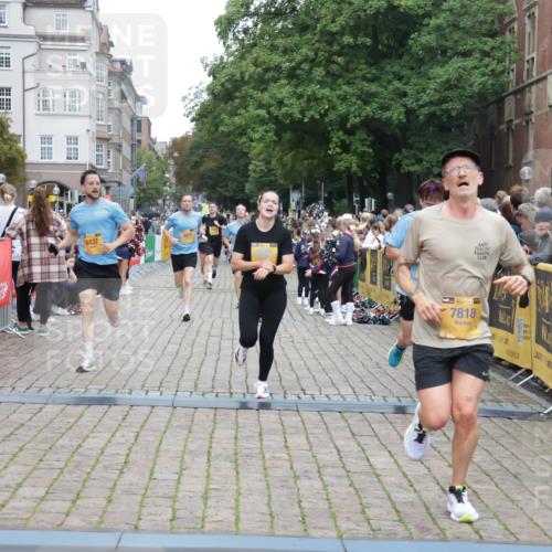 13.09.2026 - Kiel Lauf Yannick Fuchs http://msf.ph/oto/10487784 13.09.2026 10:30:48 Ziel 1574, 1726, 5268, 6291, 8862, 9866, 9868, 10543, 12566, 314, 457, 556, 629, 1203, 1454, 1734, 2149, 2379, 2441, 2756, 2762, 4287, 4438, 4471, 4477, 4837, 5384, 5592, 5745, 5967, 7691, 7703, 7844, 8122, 9060, 9644, 9669, 10019, 10129, 10368, 11237, 11781, 12491, 419, 967, 1187, 3298, 4933, 5612, 6450, 9919, 11040, 11669, 556, 563, 4837, 5082, 7152, 7691, 7818, 8582, 9644, 9669 meine-sportfotos.de