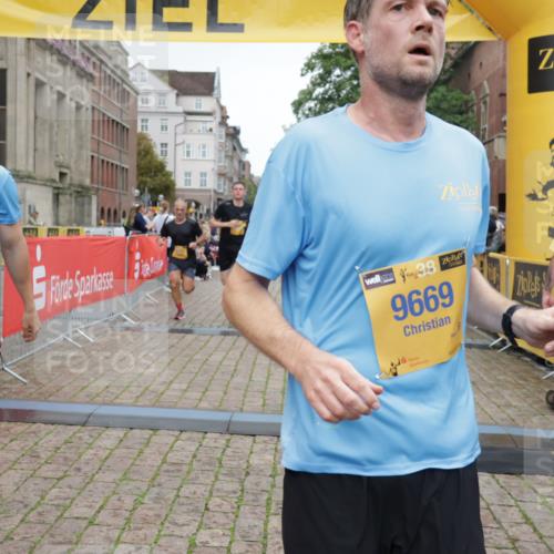 13.09.2026 - Kiel Lauf Yannick Fuchs http://msf.ph/oto/10487803 13.09.2026 10:30:53 Ziel 1574, 1726, 3298, 4933, 5268, 6450, 9866, 9868, 10543, 12566, 314, 457, 629, 1203, 1454, 1734, 2149, 2379, 2441, 2756, 2762, 4287, 4438, 4471, 4477, 5384, 5592, 5745, 5967, 6291, 7703, 7844, 8122, 8862, 9060, 10129, 10368, 11237, 11781, 12491, 419, 967, 1187, 1834, 2256, 4771, 5612, 7024, 7330, 9919, 11040, 11669, 556, 2762, 4471, 4477, 4837, 7691, 7818, 9644, 9669, 10019, 10129, 11781, 12491 meine-sportfotos.de