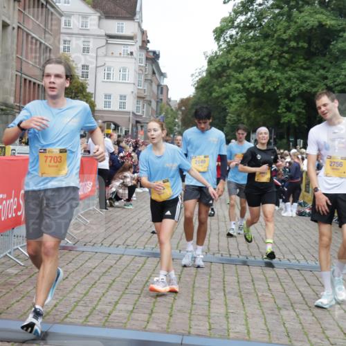 13.09.2026 - Kiel Lauf Yannick Fuchs http://msf.ph/oto/10487842 13.09.2026 10:31:08 Ziel 419, 967, 1187, 1834, 2256, 4771, 5612, 7024, 7330, 9919, 11040, 11669, 457, 1574, 1726, 2149, 2379, 2441, 3298, 4287, 4933, 5268, 5592, 5745, 6291, 6450, 8862, 9060, 9866, 9868, 10368, 10543, 11237, 12566, 227, 3231, 3727, 4446, 5035, 5251, 5813, 7335, 7402, 7834, 7863, 8496, 10780, 11329, 314, 457, 629, 1203, 1734, 2149, 2379, 2441, 2756, 4287, 5592, 5967, 7703, 7844, 8122, 9060 meine-sportfotos.de