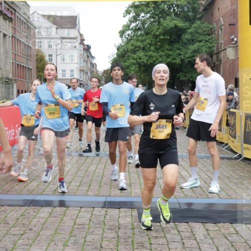 13.09.2026 - Kiel Lauf Yannick Fuchs http://msf.ph/oto/10487851 13.09.2026 10:31:10 Ziel 419, 967, 1187, 1834, 2256, 4771, 5035, 5251, 5612, 7024, 7330, 10780, 11040, 11669, 419, 457, 1574, 1726, 3298, 4287, 4933, 5268, 5592, 5745, 6291, 6450, 8862, 9866, 9868, 9919, 10368, 10543, 11040, 11237, 12566, 227, 1196, 3231, 3727, 4446, 5813, 7335, 7402, 7834, 7863, 8496, 11329, 314, 457, 629, 1203, 2149, 2379, 2441, 2756, 4287, 5592, 5745, 5967, 7703, 9060, 10368, 11237 meine-sportfotos.de